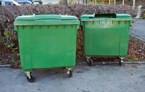 Wait and Load Skip Hire services in Wood Green